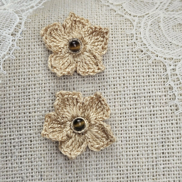 20260517_180330_hmbl-1.jpg Boucles d'oreilles Fleur Marguerite Dorée – Sauvage et Lumineuse