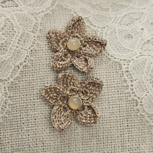 20260517_180804_hmbl-1.jpg Boucles d'oreilles Double Fleur Champagne – Douceur Lumineuse